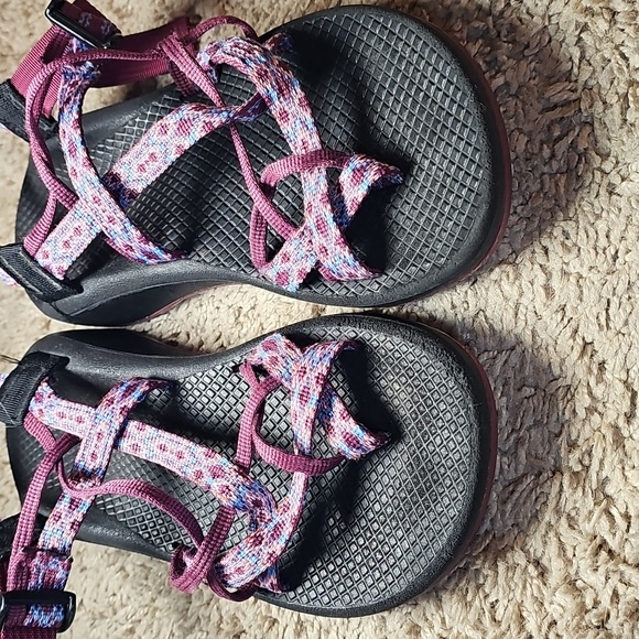 Chaco Women's Sandals in Black and Purple Size 7 Guc E11 - Picture 7 of 7